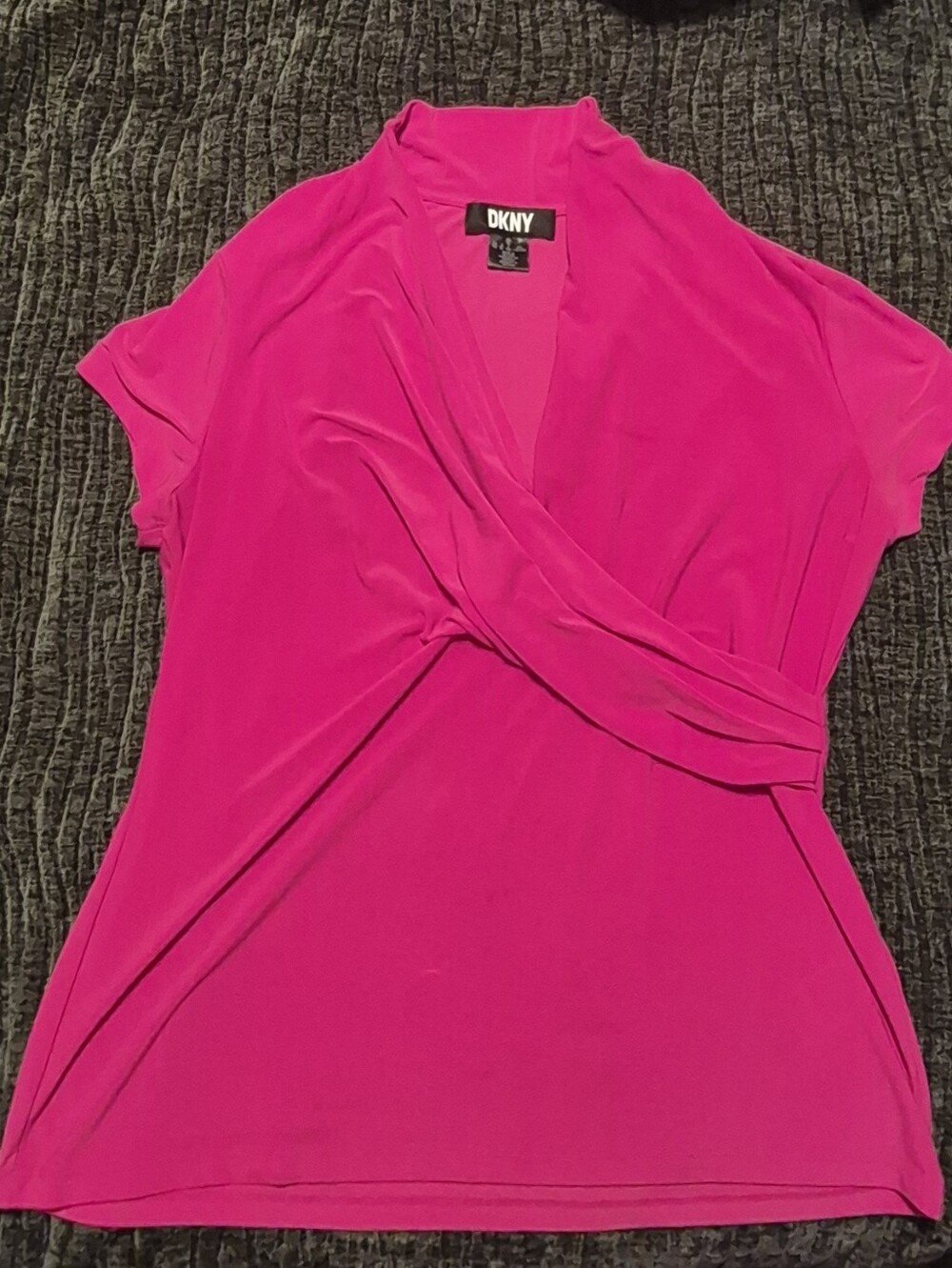 DKNY Bright Fuchsia Pink Twist-Front Short Sleeve Top/Blouse